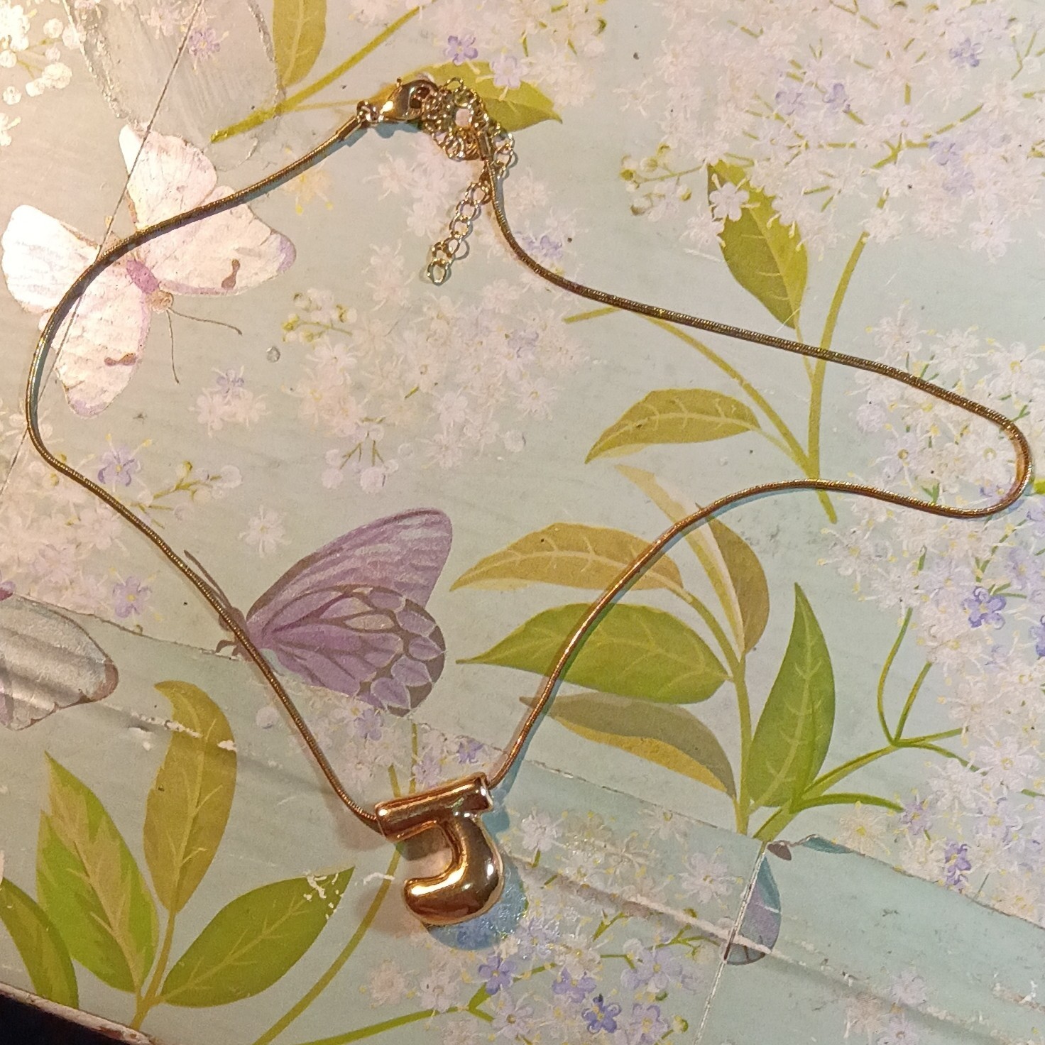 Gold Tone Metal Snake Chain Necklace Letter J Pendant Adjustable Lobster