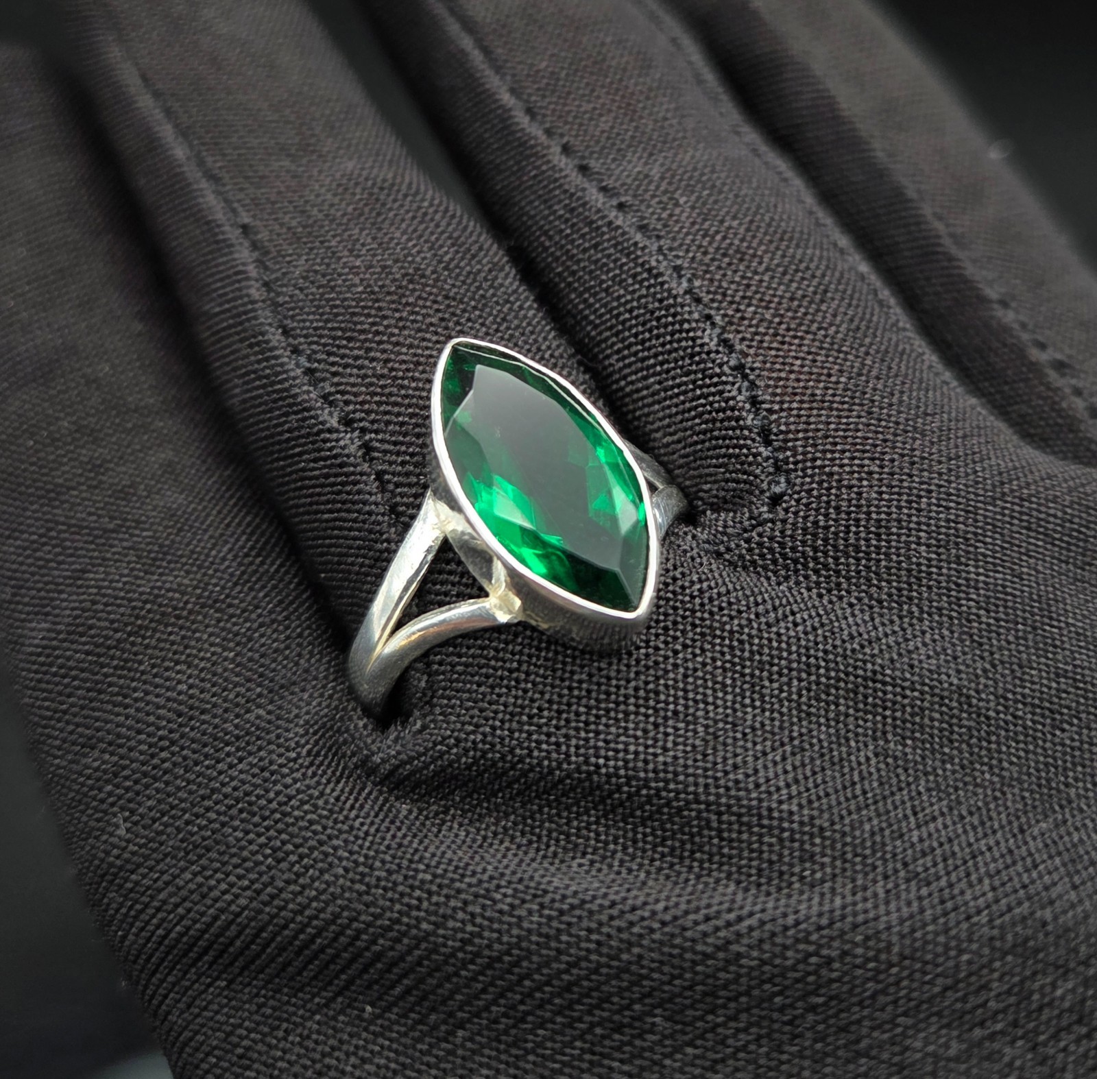 Lab-Created Emerald Green Gemstone 925 Sterling Silver Ring All Size For Gift DF