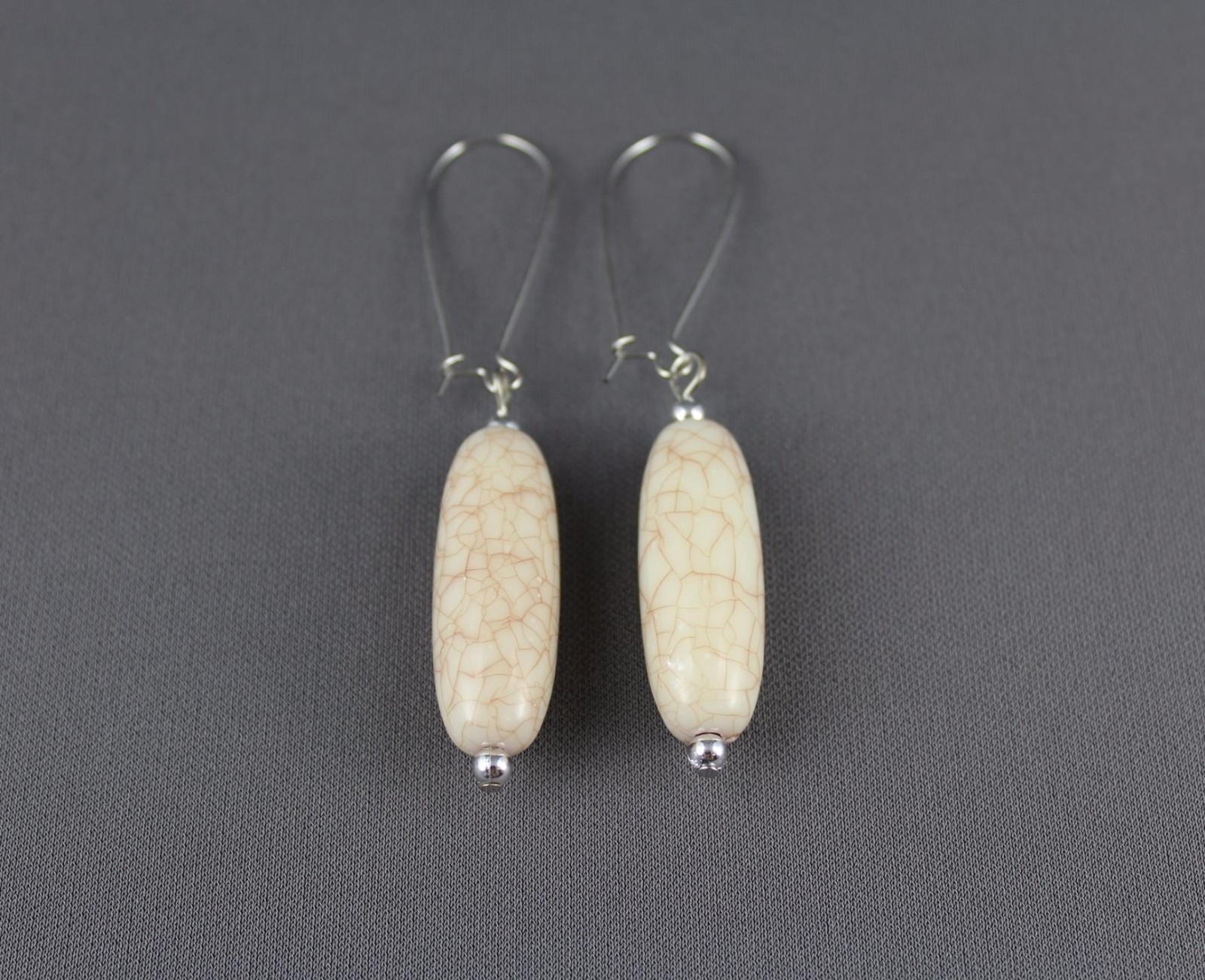 Cream Silver oval bead dangle earrings kidney wire dangly oblong beads