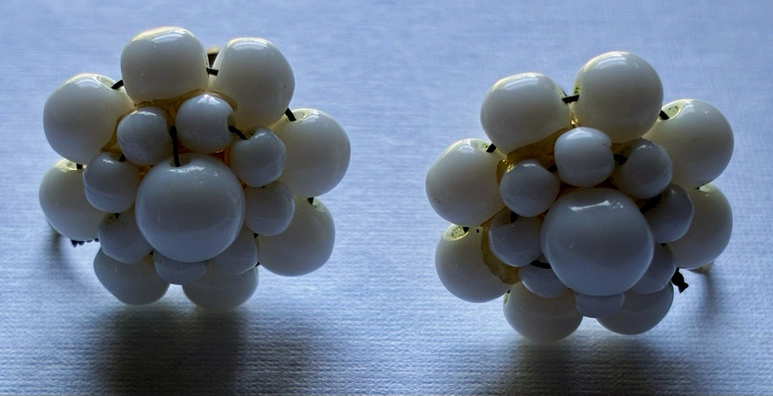 Vintage Milk Glass Cluster Clip-On Screw Back Earrings Round 1 in Diameter