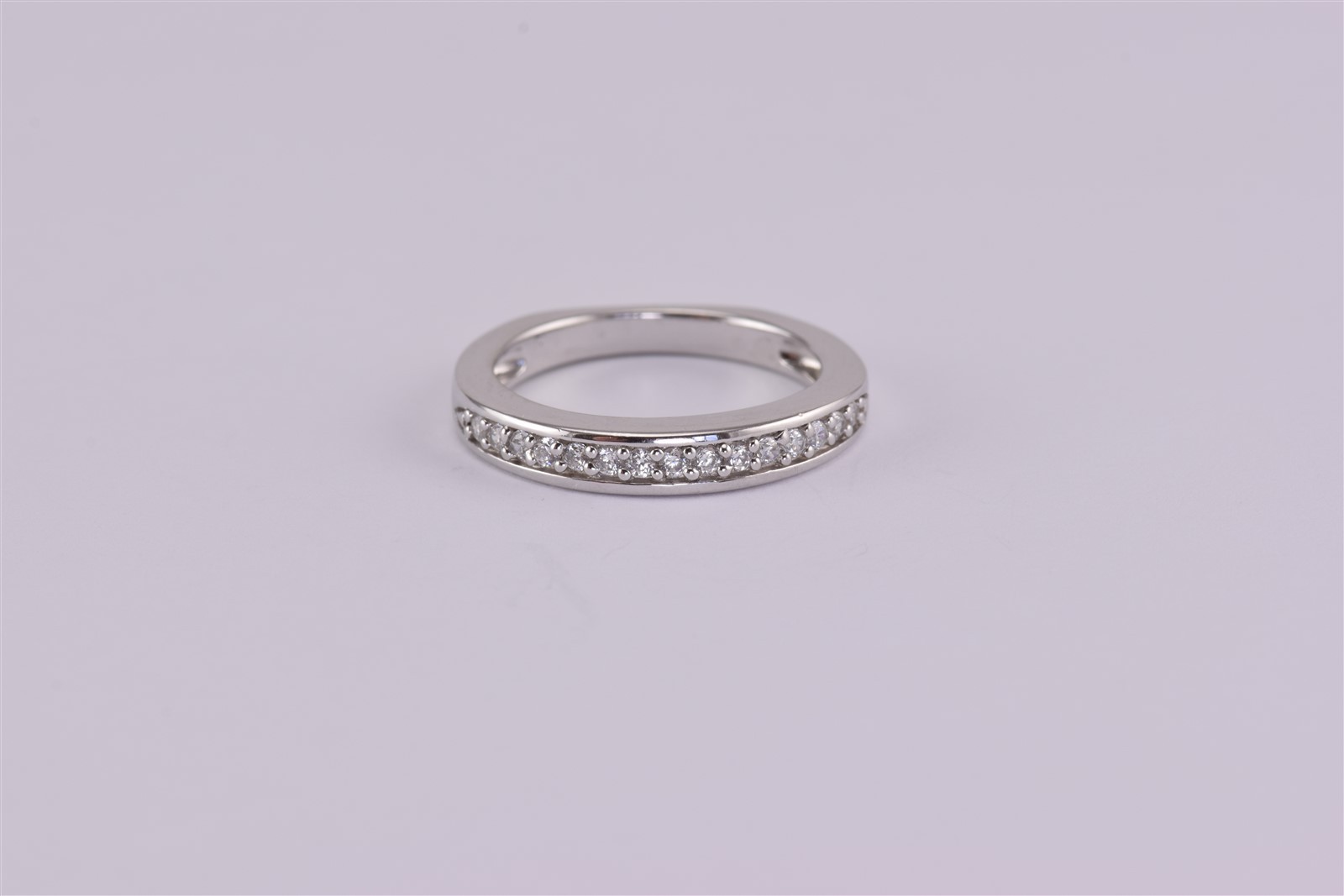 Sterling Silver 3.5mm Cubic Zirconia Accented Band Anniversary Ring 925 Sz: 6