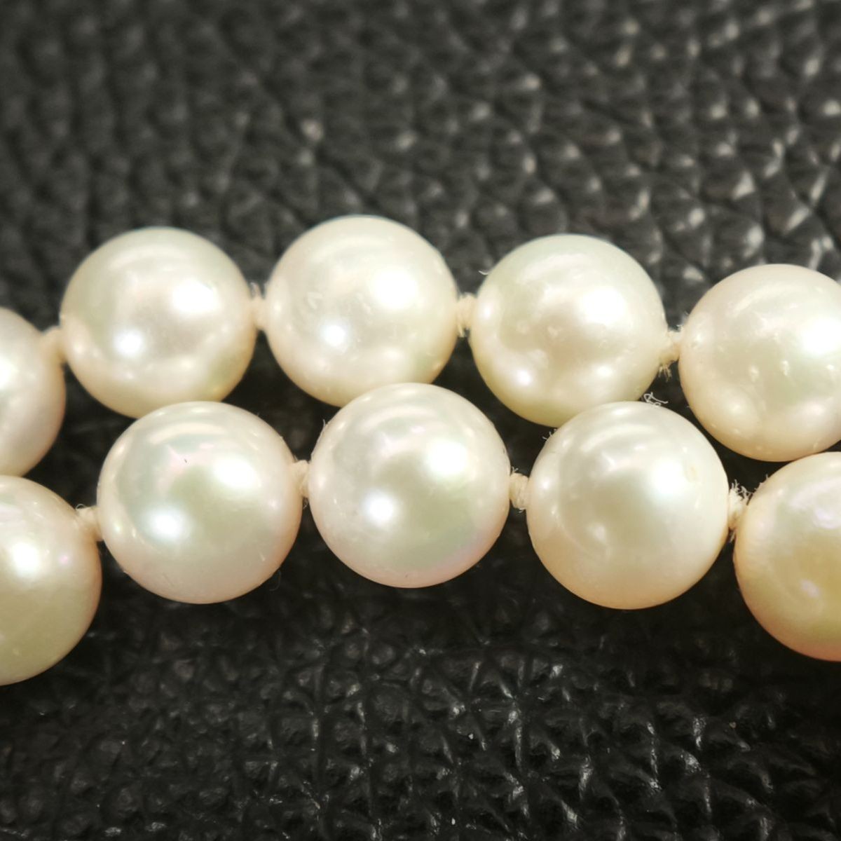Excellent Condition Genuine Akoya Pearl Necklace 6.7mm 41cm Length Silver Chain