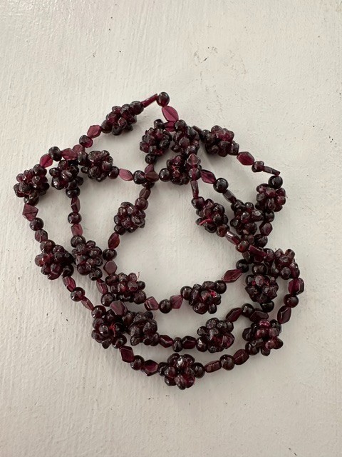 Natural Garnet Grape Cluster Bead Necklace 26″. No Closure.