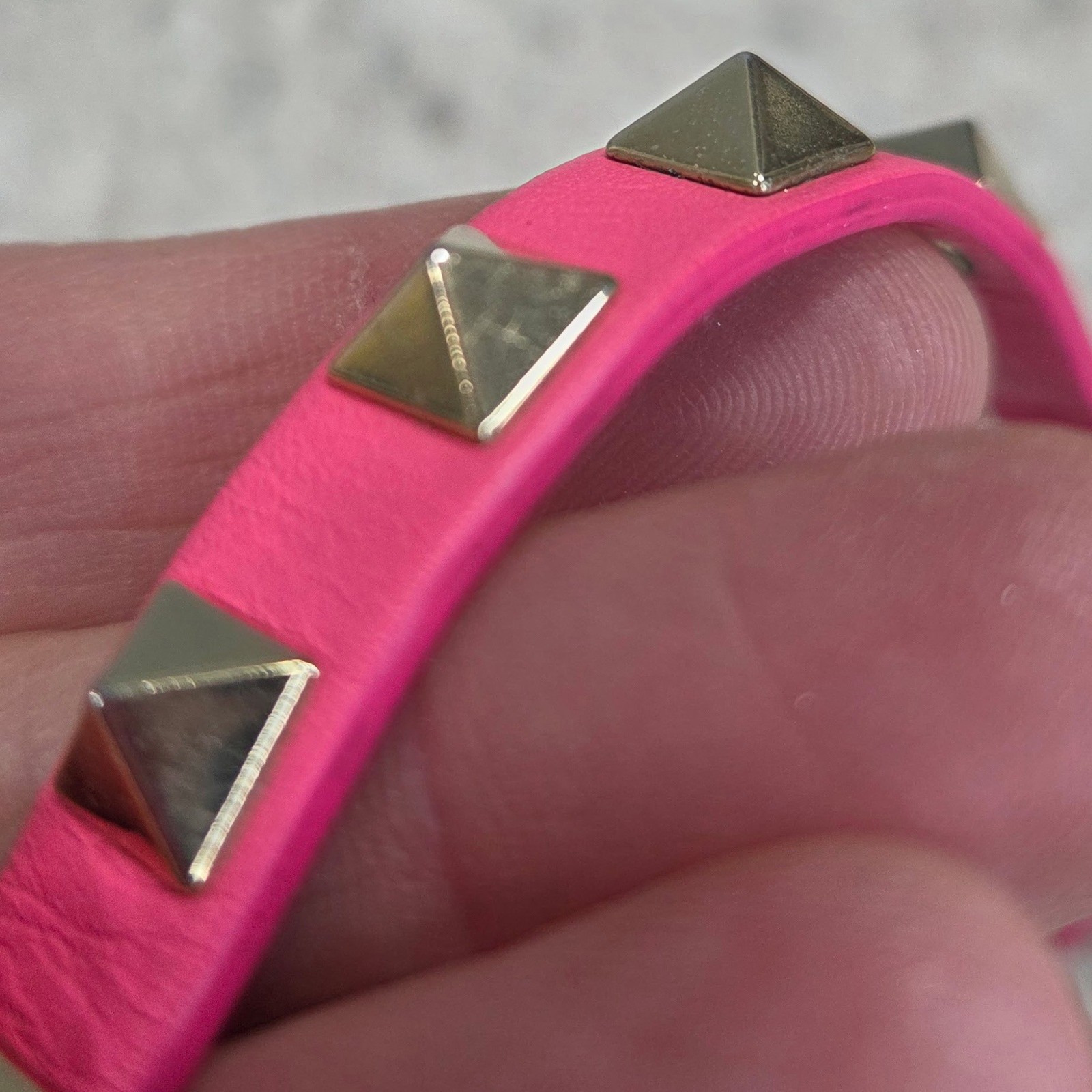 Valentino Garavani Rockstud Pink Rockstud Leather Bracelet Made in Italy