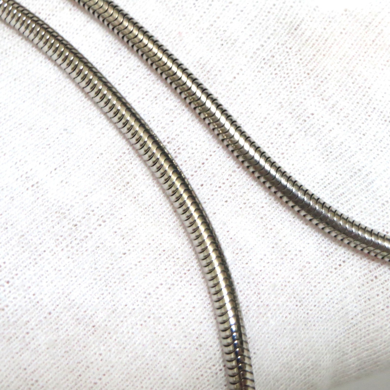 Auth Loewe Shell Charm Pendant Necklace Snake Chain Silvertone 40cm/15.7″ Good i