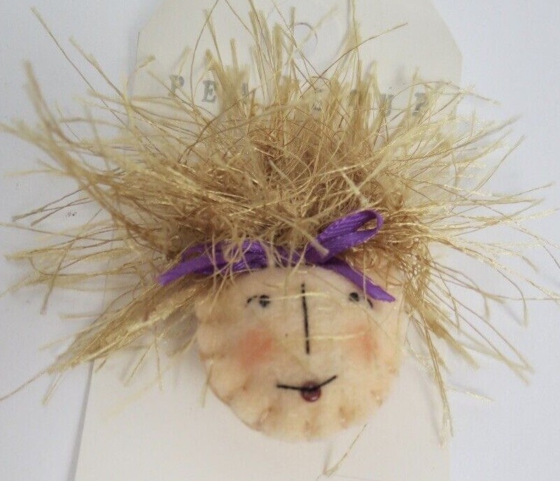 Nicole Golden Pea Soup Wool Felt Brooch True Beauty Varied Ribbon Hair Whimsical
