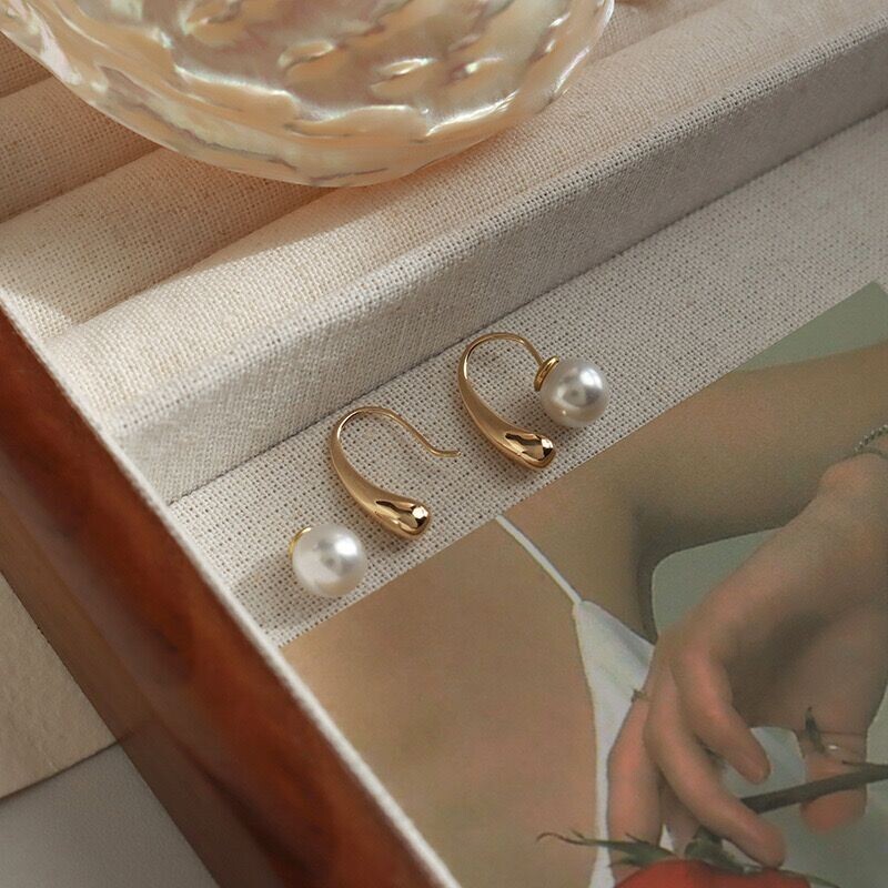 Woman 18k Gold Plated Waterdrop Earring Stud Pearl Dangle Drop Pierced