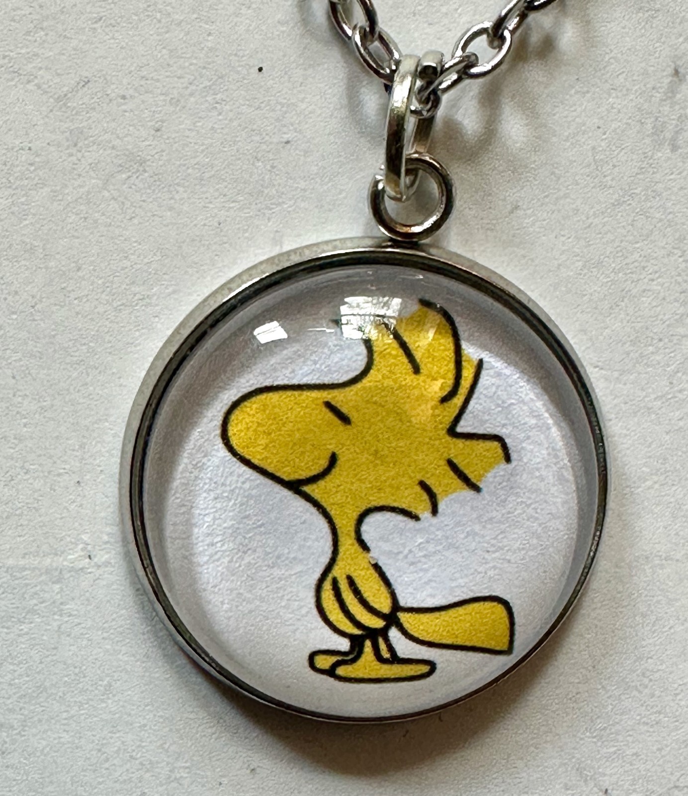 CHOICE; SNOOPY PEANUTS PENDANTS 3/4 OF 1″ NECKLACE 18″ WOODSTOCK CHARLIE BROWN