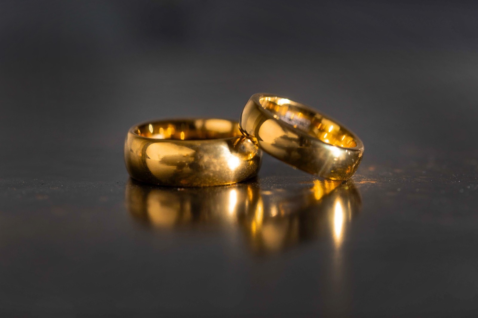 18k Gold Polished Tungsten Ring with Smooth Dome Finish 2mm 4mm 6mm 8mm