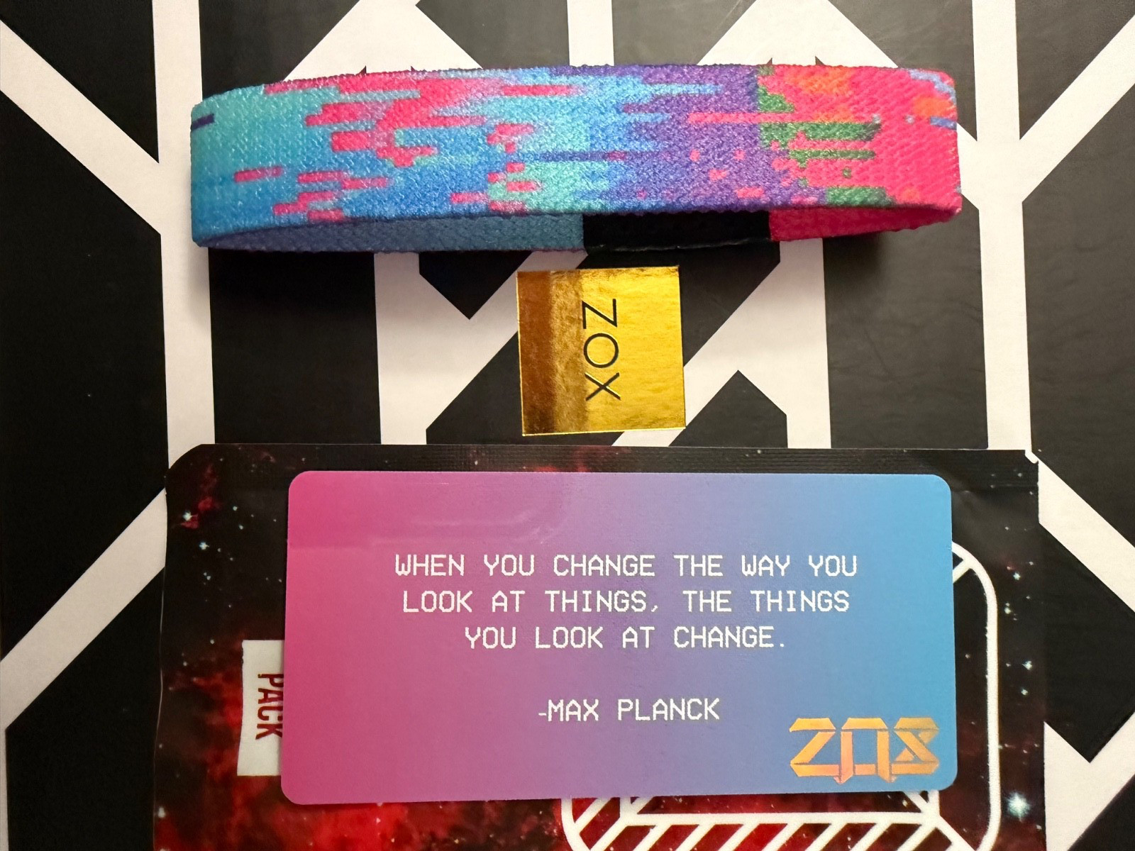 ZOX “SEE THE POSITIVE” SIZE MEDIUM NEW NEVER WORN UNREDEEMED