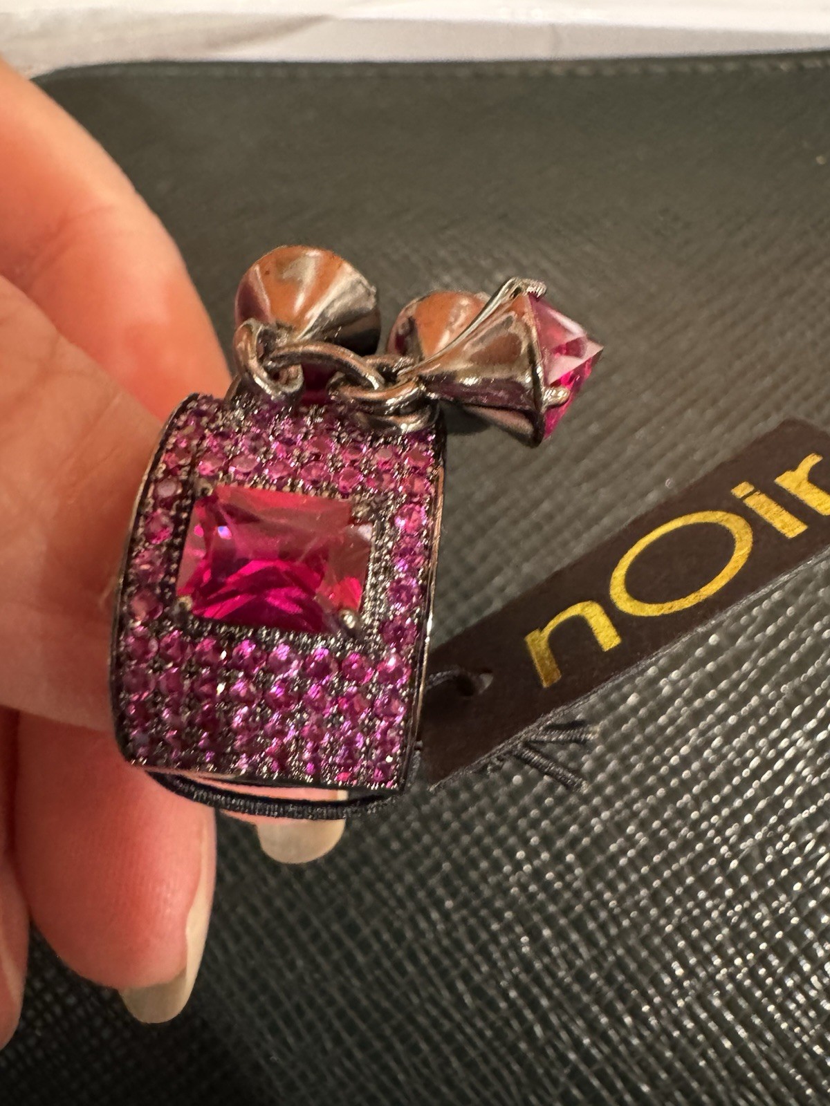 nOir Ring Black Hardware With Red And Pink Rhinestones NWT Size 7