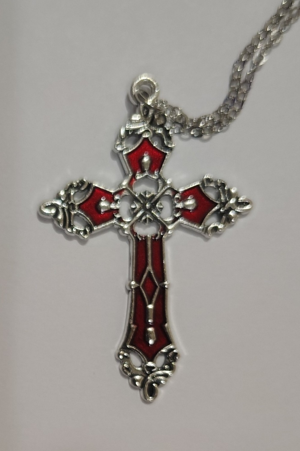 Ornate Silver‑Tone Cross Pendant Necklace Red Inlay Gothic Christian Religion