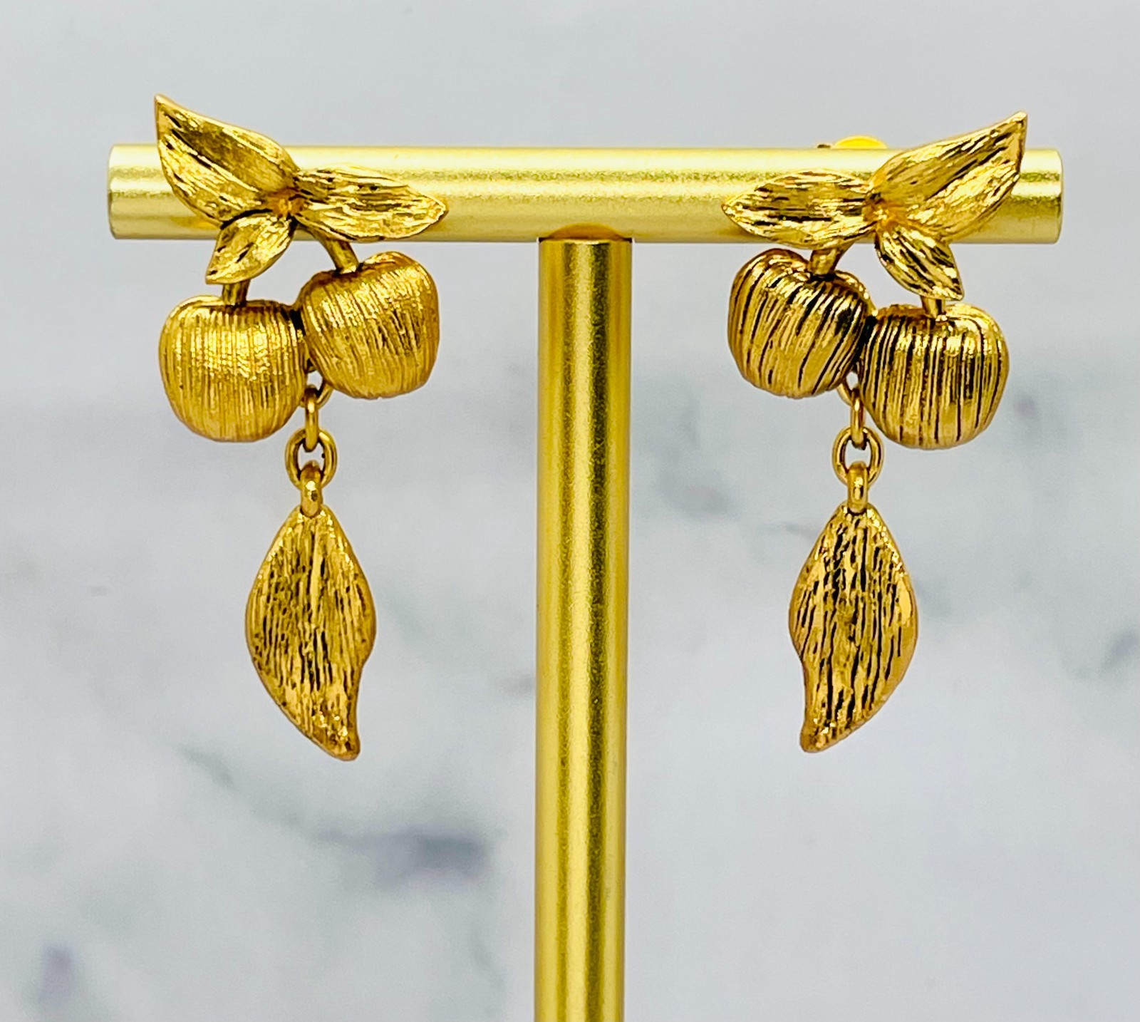 YSL YVES SAINT LAURENT Gold Tone Cherry Earrings – Pre owned / MF6233