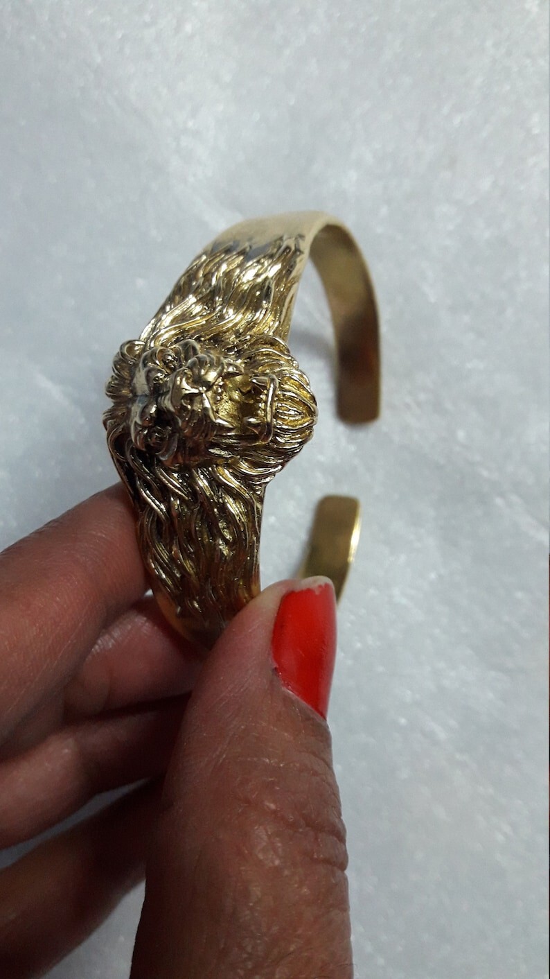 Handmade Solid Yellow Brass Lion Face Beautiful Bracelet Kada,Cuff Kada .