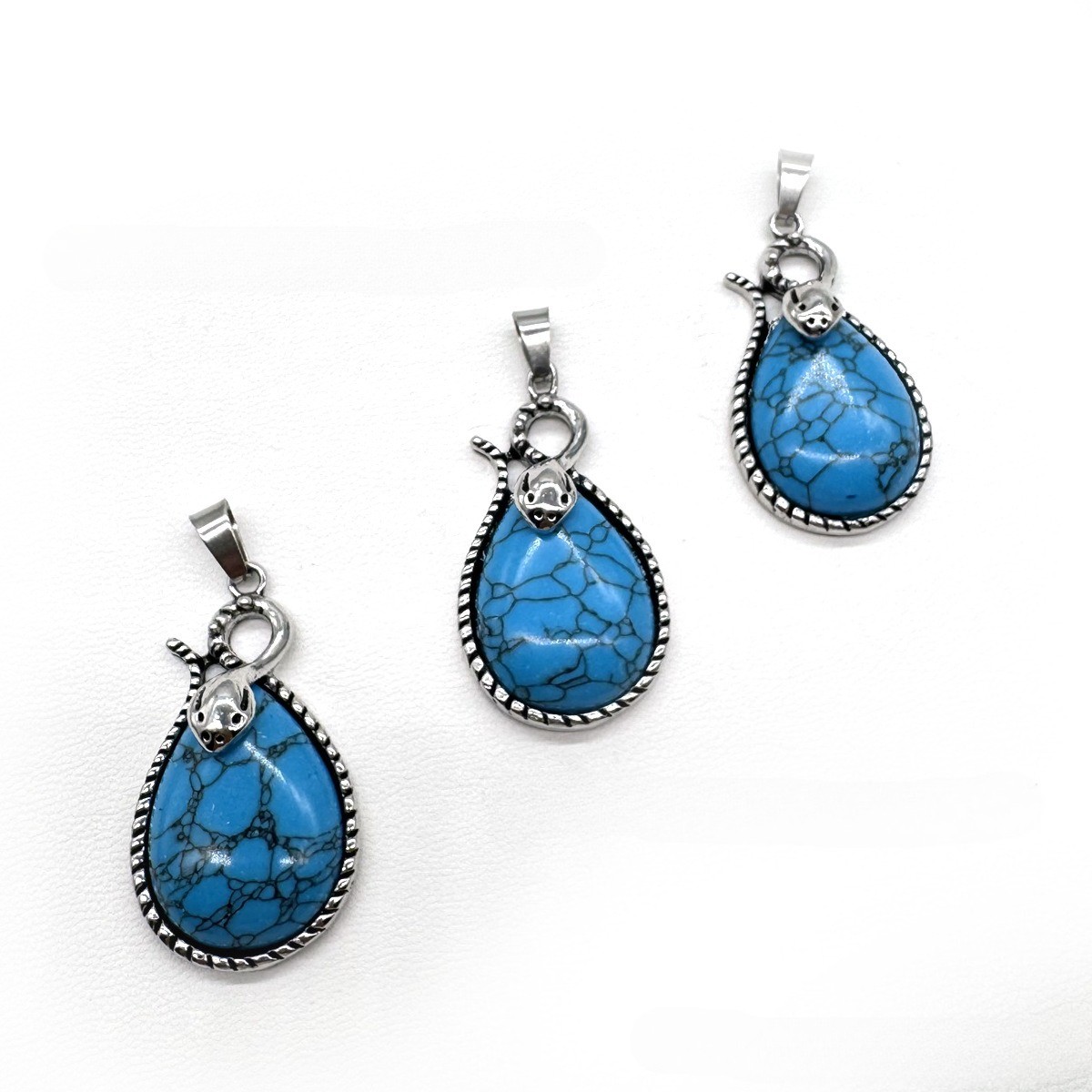 10pcs Artificial Blue Turquoise Stone Snakes Wrap Around Teardrop Pendants DIY