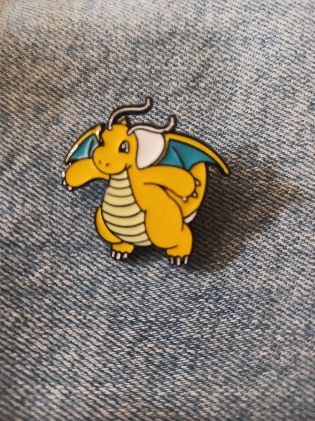 DRAGONITE-POKEMON PIN-2 OR MORE PINS $5.49 SHIPPING-SPEND $20 SHIPPING IS FREE