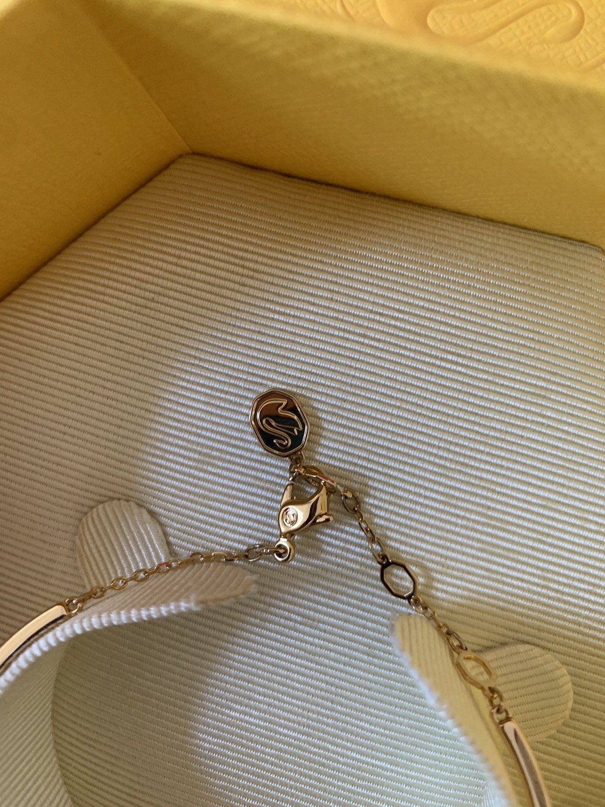 SWAROVSKI Idyllia bangle pink Heart Gold-tone plated, 5687258 RRP £179 + bag💕