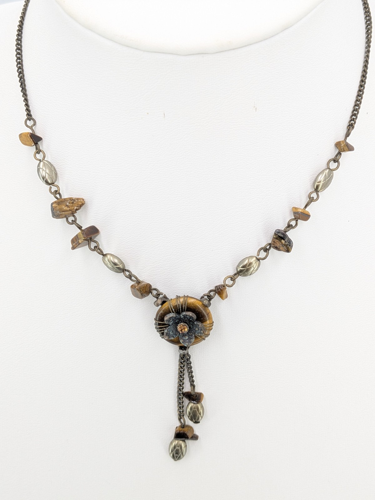Vintage Avon Tiger Eye Flower Dangle Necklace Brown Stone Bead Chain 15 1/2 In