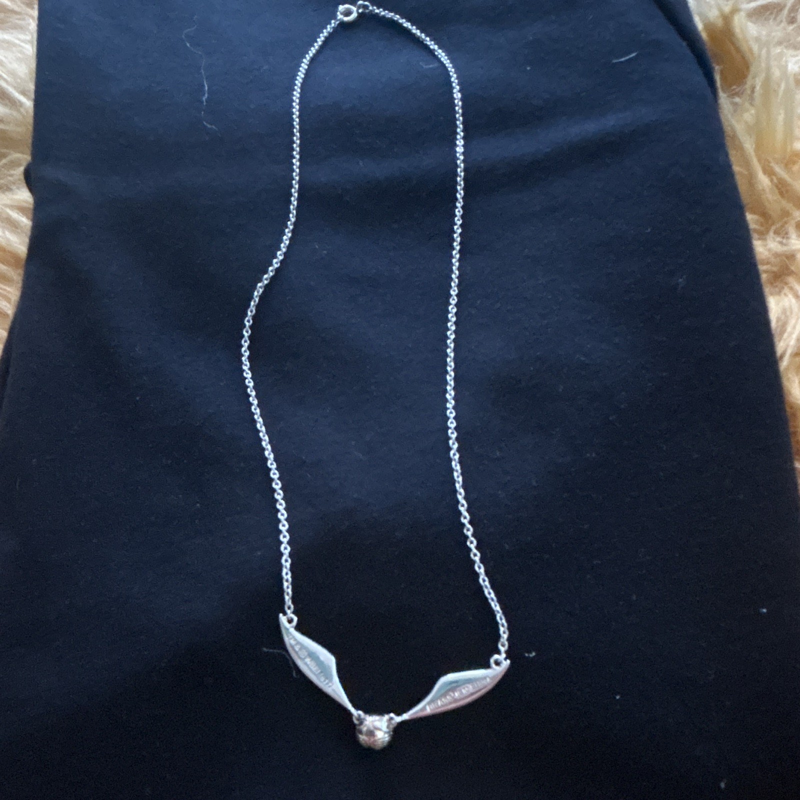 Silver Tone Metal Cable Chain Necklace Wing Charm Pendant Spring Ring Closure