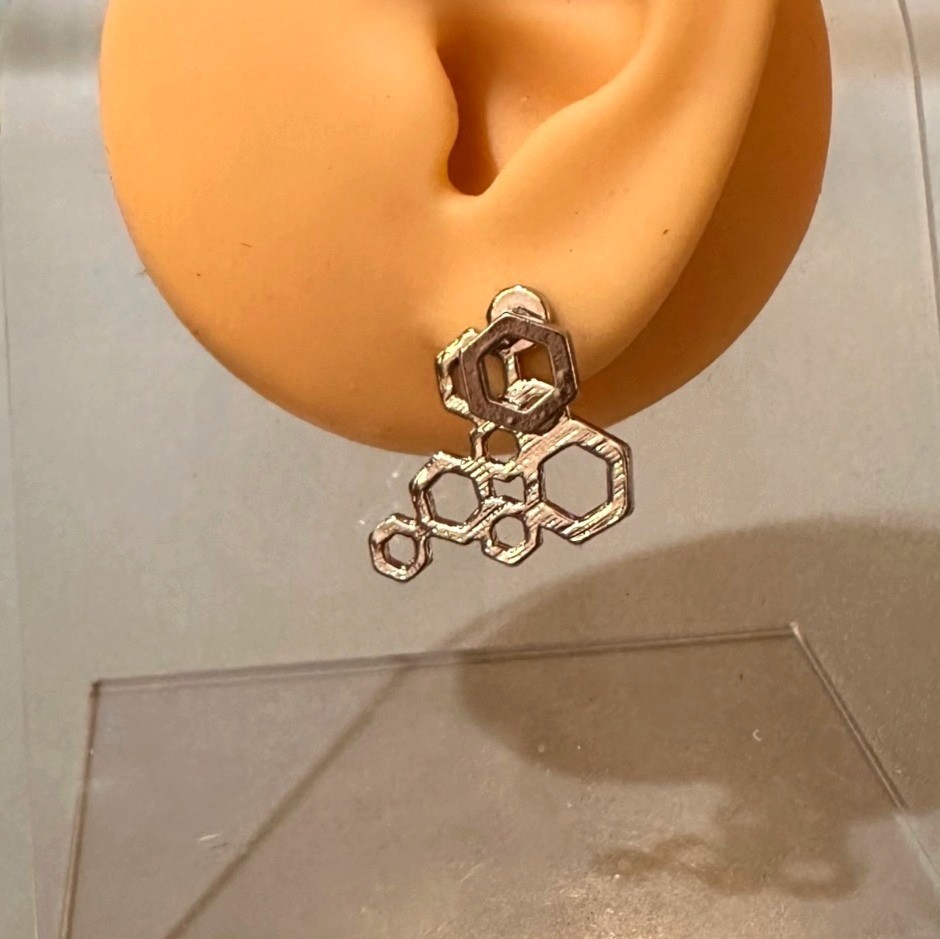 Hexagon Cluster Silver Tone Stud Earrings Geometric Design Modern NWOT