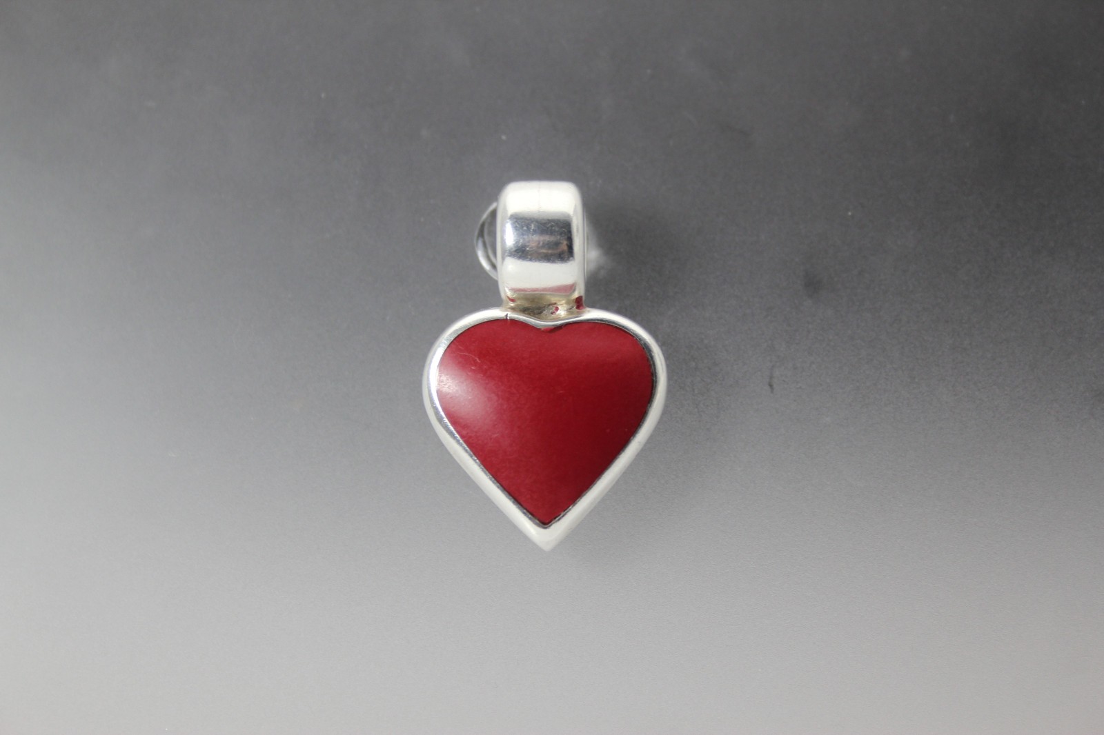 Sterling Silver Mexico Red Stone Heart Shape Slider Pendant 9.3 Grams (PEN10320)
