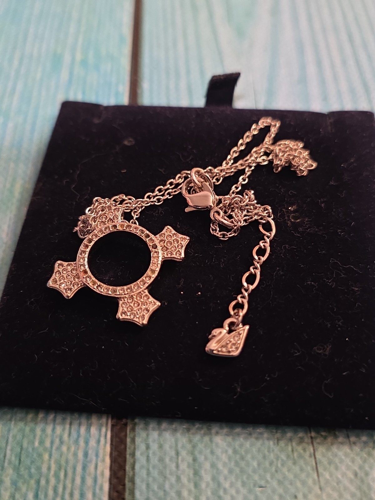 🔥Swarovski Necklace Authentic New with Box🔥