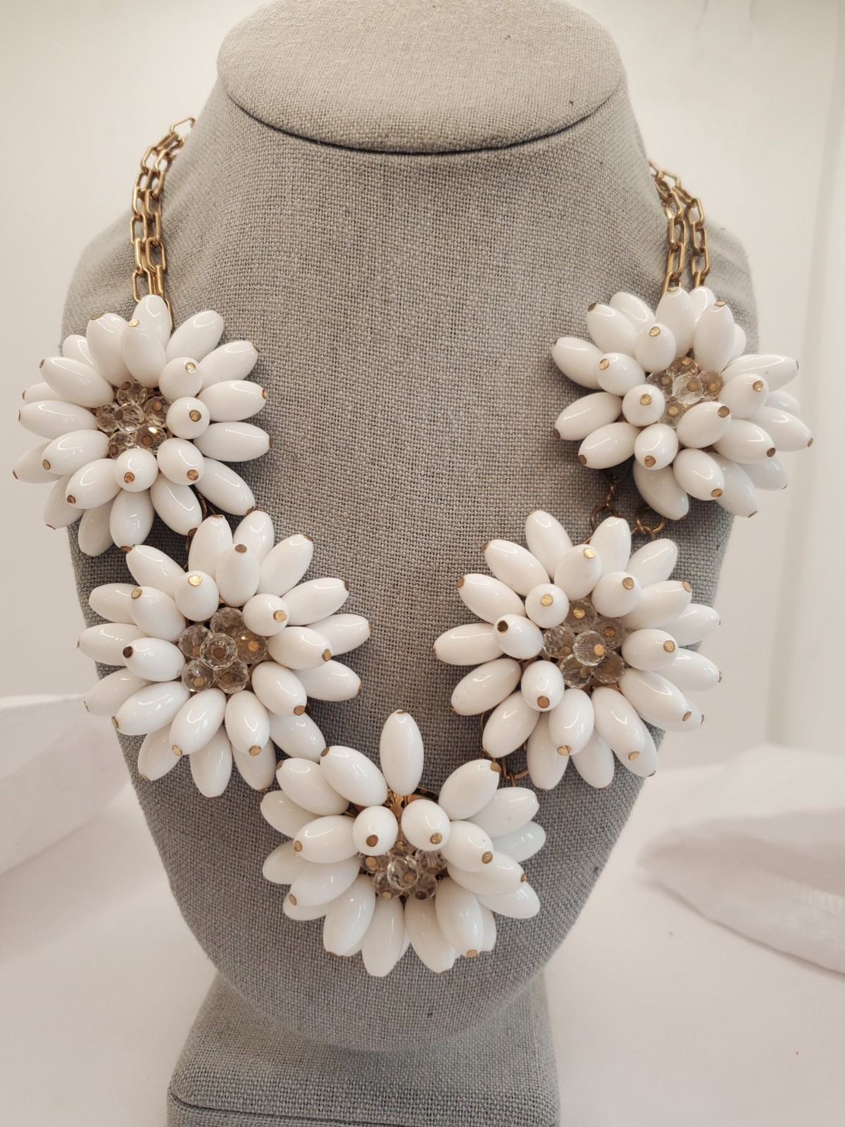 Fabulous Huge White Daisy Beaded Statement Necklace 2010s Throwback