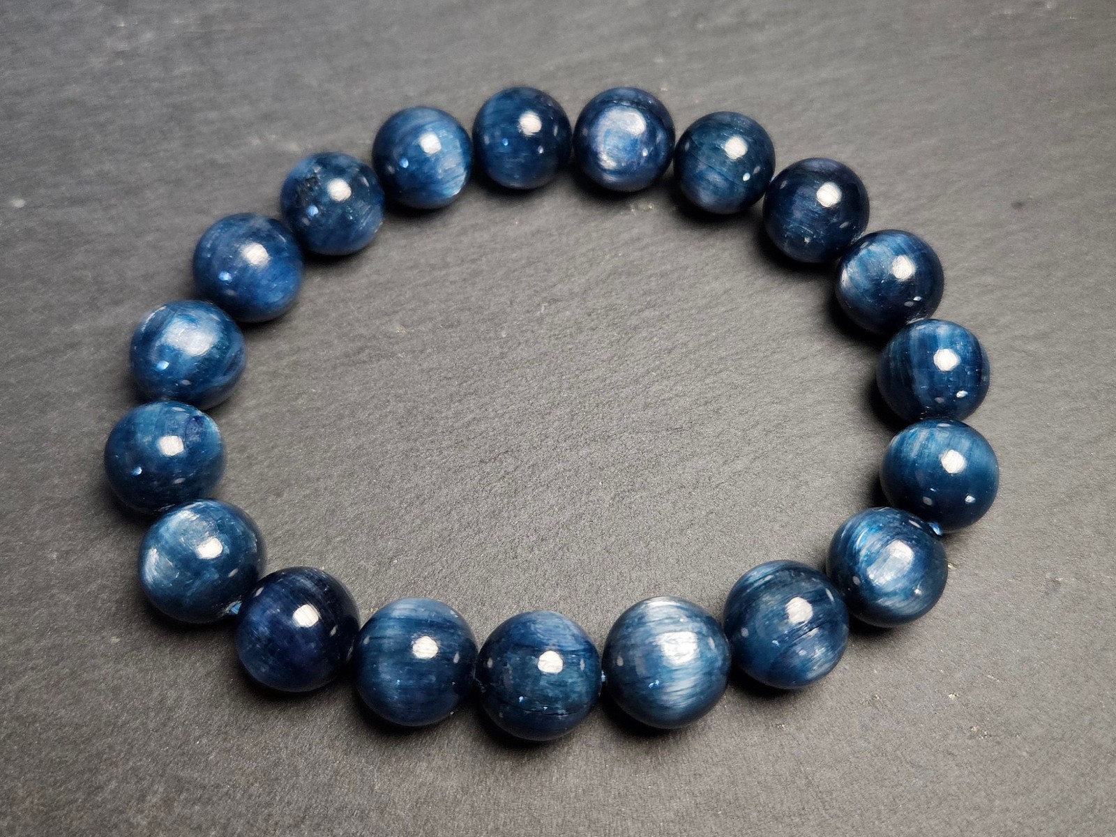 NEW!! Kyanite Stone Beads Bracelet – Cat eye effect! Hard to Find!