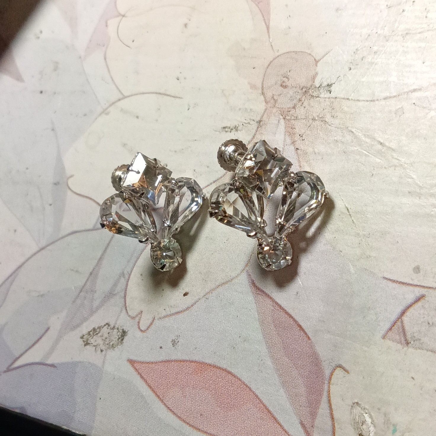 12K White Gold Filled White Sapphire Screw-Back Earrings | Pristine Condition