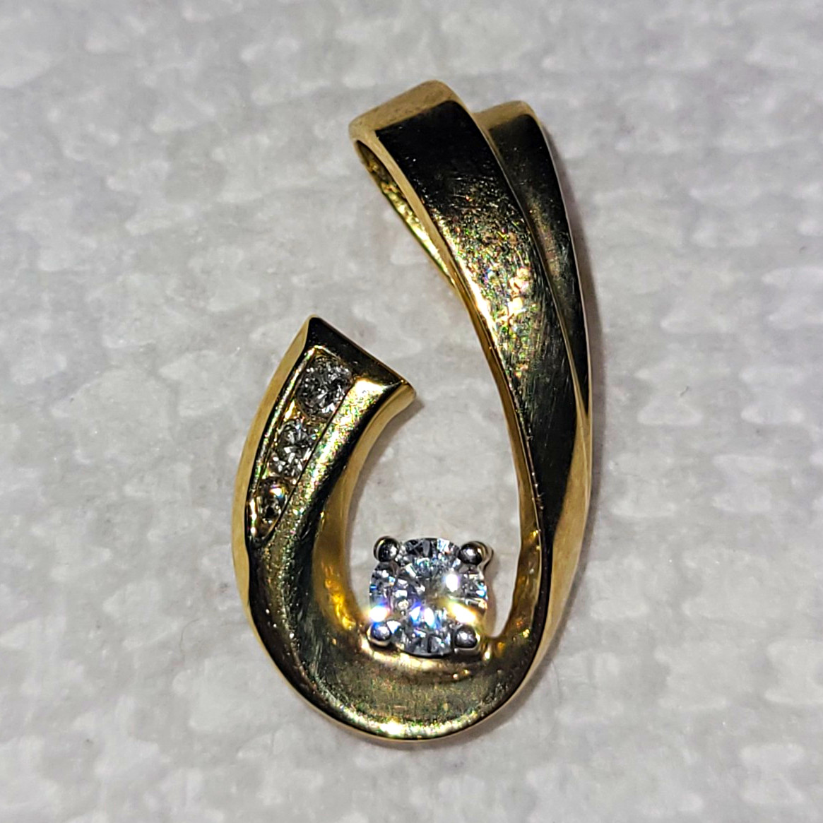 14k Yellow Gold Swirl Charm Pendant w/ 4 Diamond Prong Set Stones